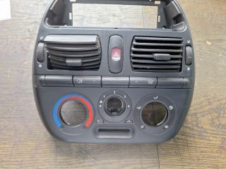 bontott FIAT BRAVA Középkonzol Keret