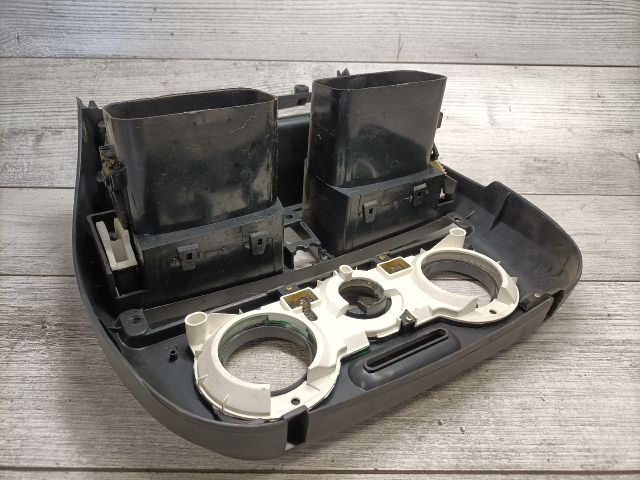 bontott FIAT BRAVA Középső Szellőző