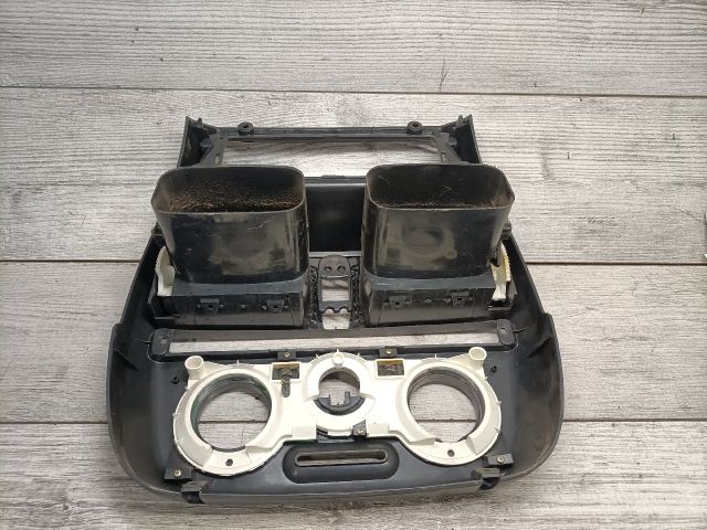 bontott FIAT BRAVA Középső Szellőző