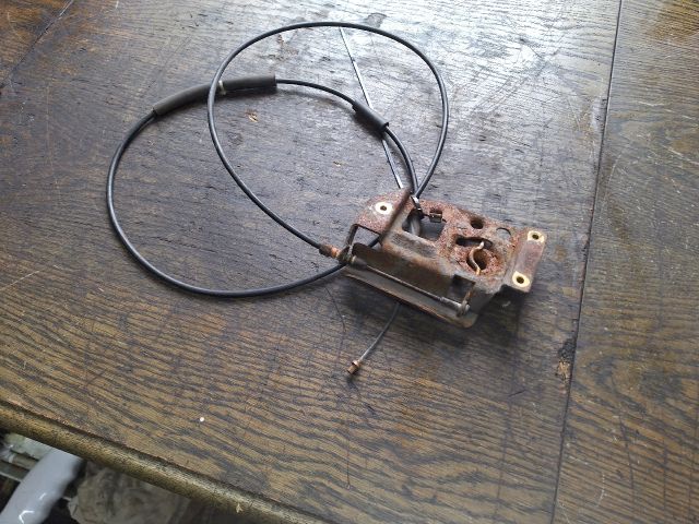 bontott FIAT BRAVA Motorháztető Zárszerkezet