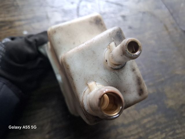 bontott FIAT BRAVA Szervóolaj Tartály