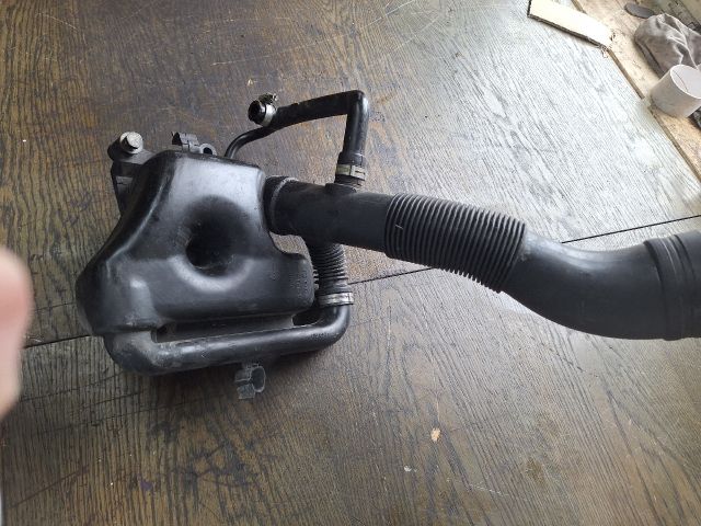 bontott FIAT BRAVA Szívás Zaj Csökkentő Doboz