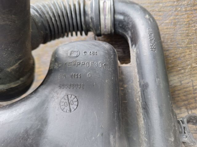 bontott FIAT BRAVA Szívás Zaj Csökkentő Doboz