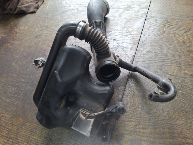 bontott FIAT BRAVA Szívás Zaj Csökkentő Doboz