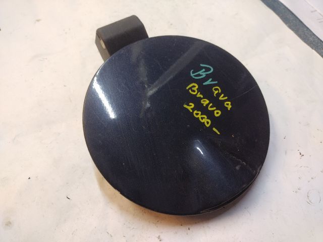 bontott FIAT BRAVA Tankajtó