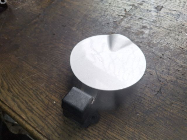 bontott FIAT BRAVA Tankajtó