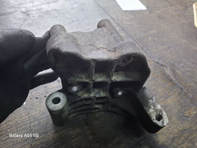 bontott FIAT BRAVA Tartó Bak