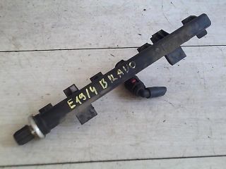 bontott FIAT BRAVO Porlasztó Sor / Híd