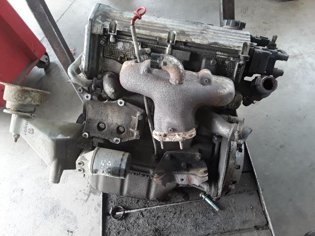 bontott FIAT BRAVO Motor (Fűzött blokk hengerfejjel)