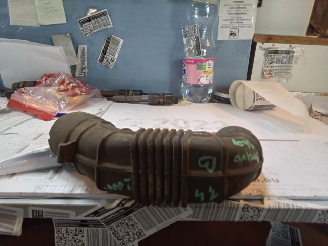 bontott FIAT BRAVO Szívó Cső