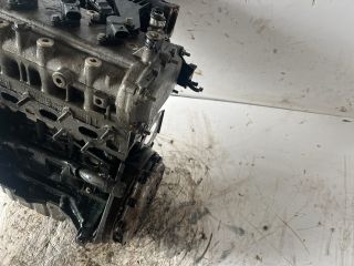 bontott FIAT BRAVO Motor (Fűzött blokk hengerfejjel)