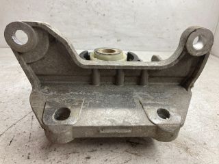 bontott FIAT BRAVO Motor Tartó Bak (Pozíciófüggetlen)