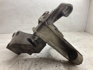 bontott FIAT BRAVO Motor Tartó Bak (Pozíciófüggetlen)