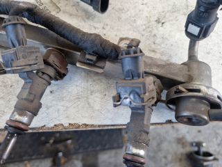 bontott FIAT BRAVO Porlasztó Sor / Híd