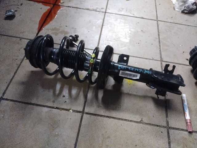 bontott FIAT BRAVO Bal első Gólyaláb (Lengécsillapító, Rugó)