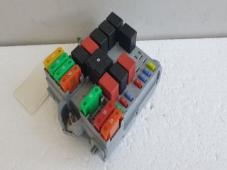 bontott FIAT BRAVO Biztosítéktábla Motortér