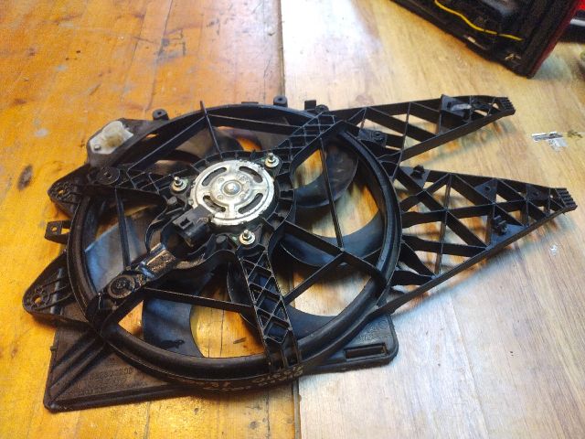 bontott FIAT BRAVO Hűtőventilátor