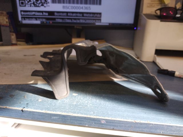 bontott FIAT BRAVO Katalizátor Hővédő Lemez