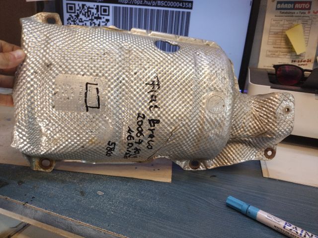 bontott FIAT BRAVO Katalizátor Hővédő Lemez