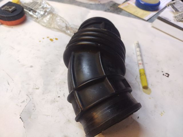 bontott FIAT BRAVO Légbeömlő Cső