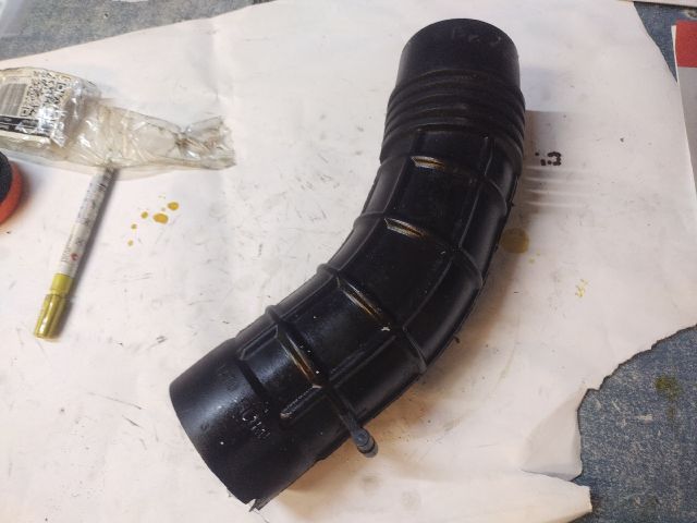 bontott FIAT BRAVO Légbeömlő Cső