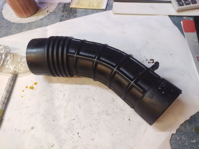 bontott FIAT BRAVO Légbeömlő Cső