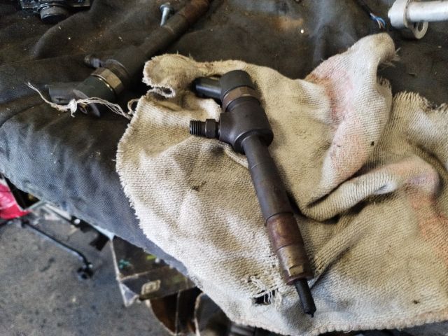 bontott FIAT BRAVO Porlasztó (1 db)