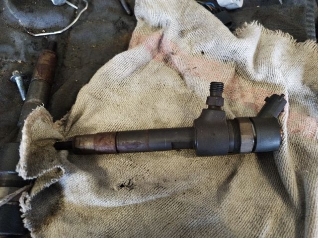 bontott FIAT BRAVO Porlasztó (1 db)