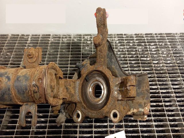 bontott FIAT BRAVO Jobb első Csonkállvány