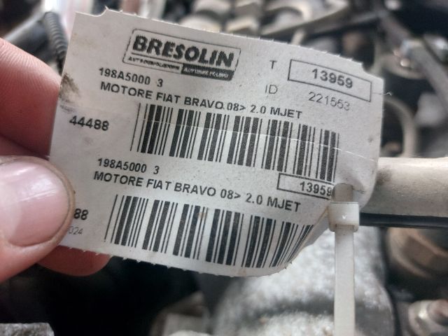 bontott FIAT BRAVO Komplett Motor (Segédberendezésekkel)