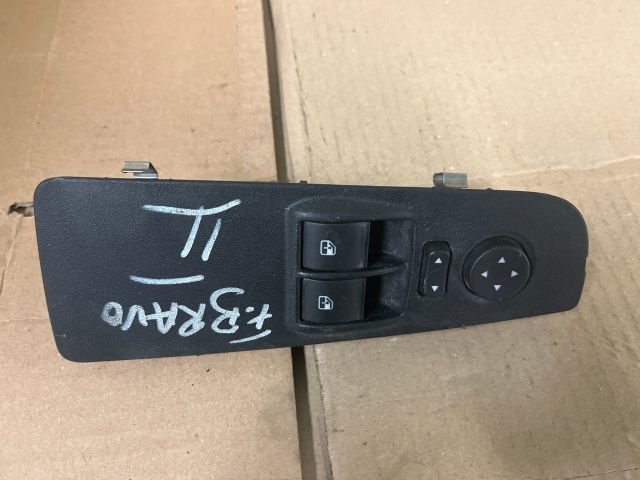 bontott FIAT BRAVO Ablakemelő és Tükör Kapcsoló