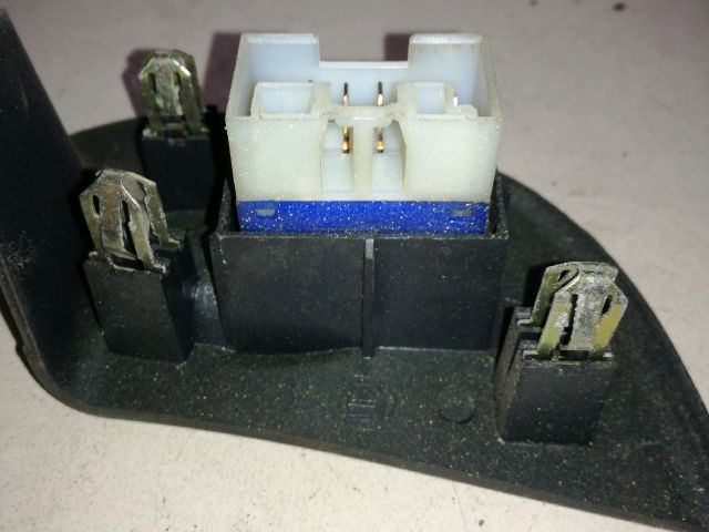 bontott FIAT BRAVO Ablakemelő Kapcsoló (Pozíciófüggetlen)