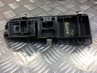 bontott FIAT BRAVO Ablakemelő Kapcsoló (Pozíciófüggetlen)