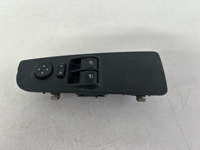 bontott FIAT BRAVO Bal első Ablakemelő Kapcsoló