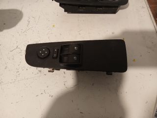 bontott FIAT BRAVO Bal első Ablakemelő Kapcsoló