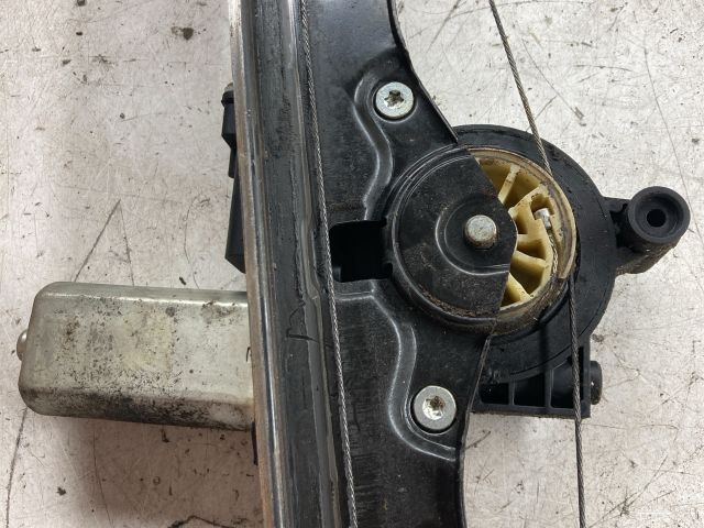 bontott FIAT BRAVO Bal első Ablakemelő Szerkezet (Elektromos)