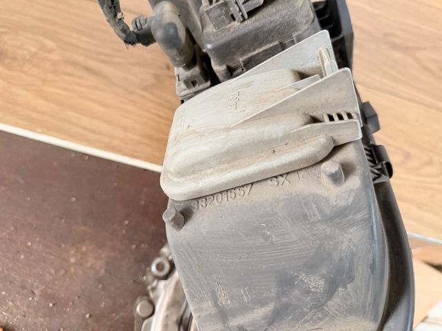 bontott FIAT BRAVO Bal Fényszóró