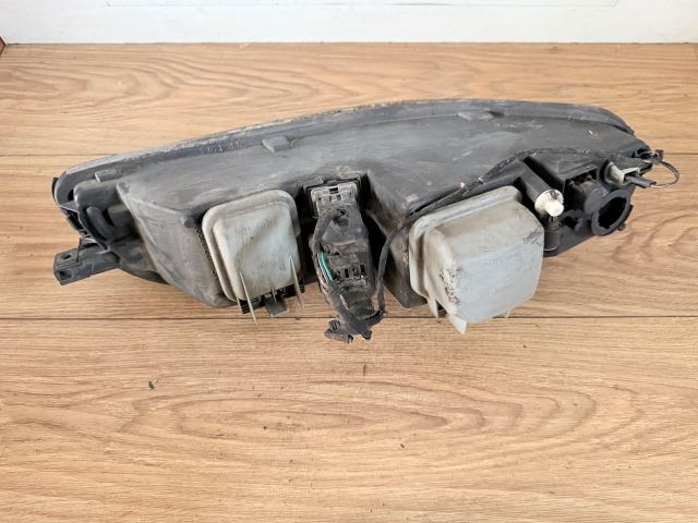 bontott FIAT BRAVO Bal Fényszóró