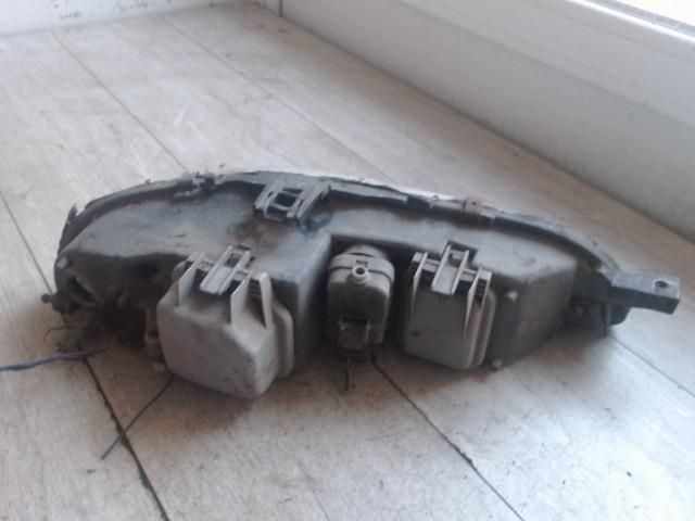 bontott FIAT BRAVO Bal Fényszóró