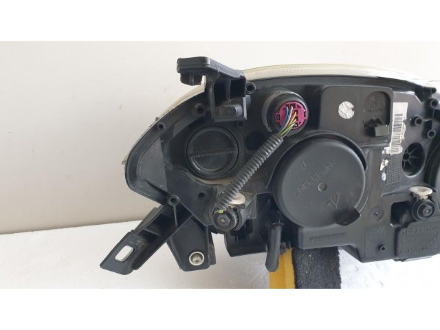 bontott FIAT BRAVO Bal Fényszóró