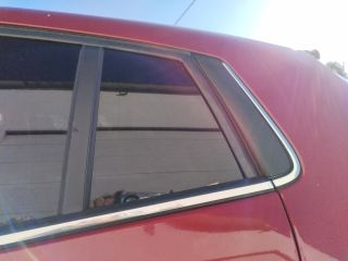 bontott FIAT BRAVO Bal hátsó Fixüveg (Ajtóban)