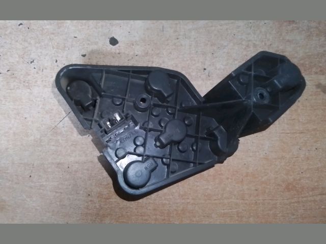 bontott FIAT BRAVO Bal Hátsó Lámpa Foglalat