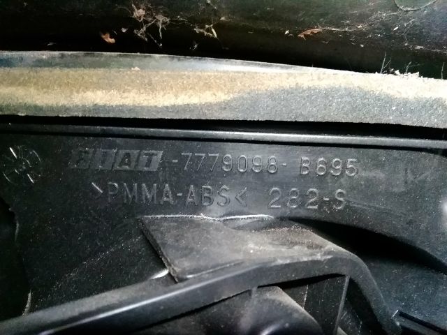 bontott FIAT BRAVO Bal Hátsó Lámpa