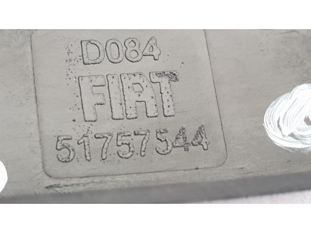 bontott FIAT BRAVO Bal Külső Hátsó Lámpa