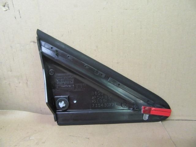 bontott FIAT BRAVO Bal Sárvédő Csavar Burkolat