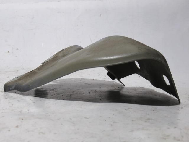 bontott FIAT BRAVO Bal Sárvédő Oldaltartó