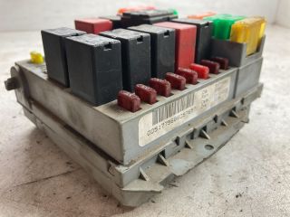 bontott FIAT BRAVO Biztosítéktábla Doboz