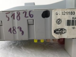 bontott FIAT BRAVO Biztosítéktábla Utastér