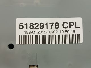 bontott FIAT BRAVO Biztosítéktábla Utastér