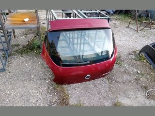 bontott FIAT BRAVO Csomagtérajtó (Részeivel)